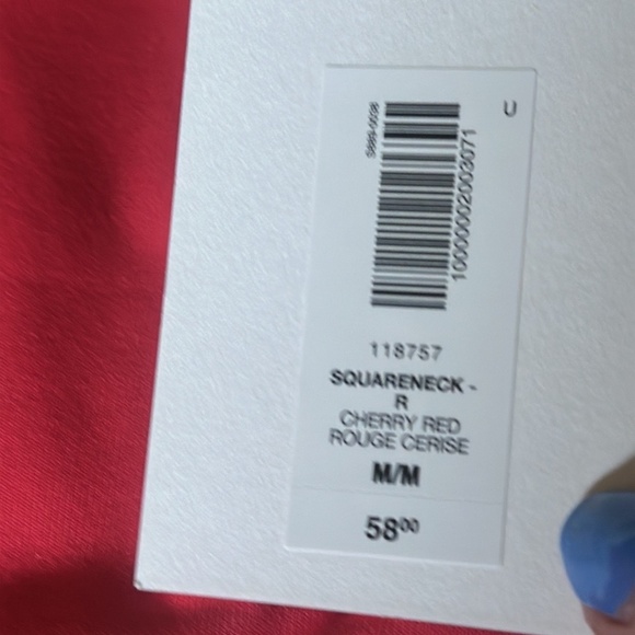 Aritzia Contour Bodysuit - Picture 9 of 9